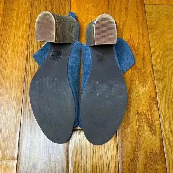 Diba Blue Suede Peep Toe Laser Cut Booties - Picture 9 of 10